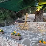 Vila Antikleia